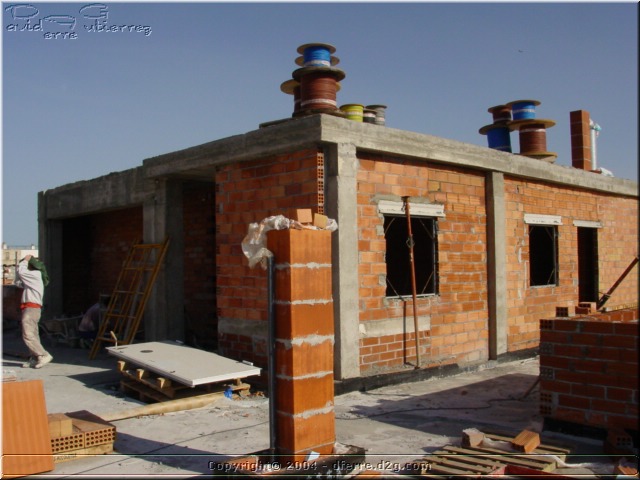 Una vez cargada.....

La siguiente foto se mostrará en 15 segundos.

Si no quieres esperar pulsa 