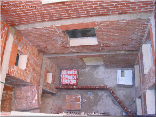 Una vez cargada.....

La siguiente foto se mostrará en 15 segundos.

Si no quieres esperar pulsa 