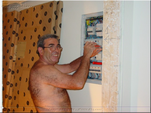Una vez cargada.....

La siguiente foto se mostrará en 15 segundos.

Si no quieres esperar pulsa 